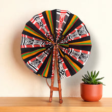 Afbeelding in Gallery-weergave laden, African Hand fan - Ankara print Hand fan - Black White Kwame