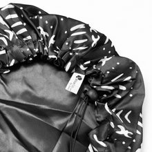 Afbeelding in Gallery-weergave laden, 10 stuks - Zwarte modder / bogolan Satijnen haarmuts (keerbare satijnen nacht slaapmuts)