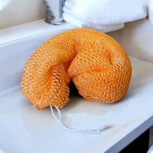 Lade das Bild in den Galerie-Viewer, Afrikanischer Netzschwamm / Afrikanisches Peelingnetz / Sapo-Schwamm - Pfirsich