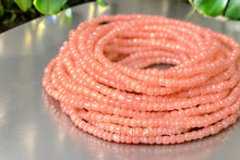 Charger l'image dans la galerie, Perles de taille / Chaîne de taille africaine - OSASERE - Pêche (élastique)
