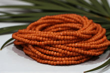 Afbeelding in Gallery-weergave laden, Tailleparels / Afrikaanse Tailleketting - BENIN - Oranje (elastisch)

