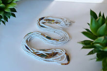 Charger l&#39;image dans la galerie, Perles de taille / Chaîne de hanche africaine - Ayo - Blanc (Cordon traditionnel non élastique)
