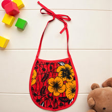 Charger l&#39;image dans la galerie, African Print Baby Bib - Red Flowers (Unisex)
