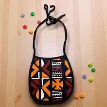 Charger l&#39;image dans la galerie, African Print Baby Bib - Brown Cross Bogolan (Unisex)
