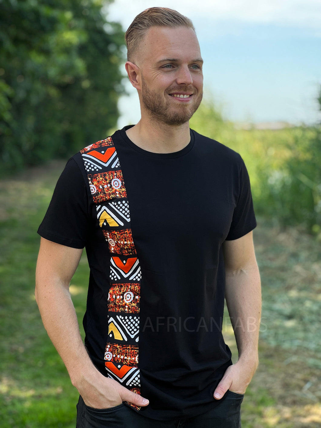 T-shirt met Afrikaanse printdetails - oranje bogolanband