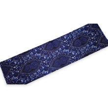 Lade das Bild in den Galerie-Viewer, 6 Yards - Afrikanischer Wax Print Stoff - Blau Hidden Leaf Relic - 100% Baumwolle
