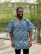 Afbeelding in Gallery-weergave laden, Blue / white Bogolan Dashiki Shirt / Dashiki Dress - African print top - Unisex

