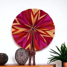 Afbeelding in Gallery-weergave laden, African Hand fan - Ankara print Hand fan - Yaa - Pink kente
