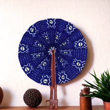 Lade das Bild in den Galerie-Viewer, African Hand fan - Ankara print Hand fan - Kwame - Blue

