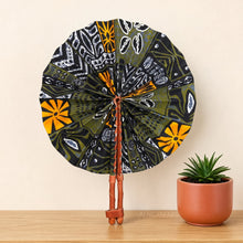 Lade das Bild in den Galerie-Viewer, African Hand fan - Ankara print Hand fan - Olive Black Eniola

