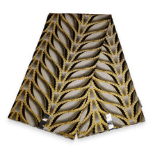 Lade das Bild in den Galerie-Viewer, 6 Yards - Afrikanischer Druckstoff - Exklusive verzierte Glitzereffekte 100% Baumwolle - GL-4015 Weiß Gold
