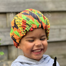 Afbeelding in Gallery-weergave laden, Afrikaanse Kente print haar bonnet (Kinderen / Kindermaat 3-7 jaar) (Satijnen gevoerde nacht slaapmuts)
