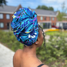 Lade das Bild in den Galerie-Viewer, African headwrap - Turquoise Feathers
