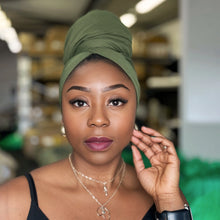 Charger l&#39;image dans la galerie, Headwrap vert armée - Turban en tissu jersey extensible
