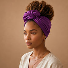 Charger l'image dans la galerie, Purple Satin Square Scarf / Bandana / Headwrap 90 x 90 cm

