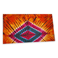 Lade das Bild in den Galerie-Viewer, 6 Yards - Afrikanischer Druckstoff - Rotes Mandala - Polycotton
