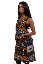 Load image into Gallery viewer, African print Apron - Black Bogolan
