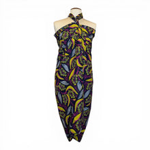 Charger l'image dans la galerie, Paréo / sarong - Jupe portefeuille en coton pour plage / porte-bébé - Feuilles jaunes / roses
