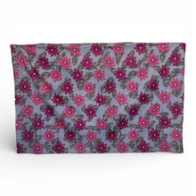 Afbeelding in Gallery-weergave laden, Sarong / pareo - katoenen strandrok / draagdoek voor baby's - roze bloemen
