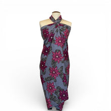 Afbeelding in Gallery-weergave laden, Sarong / pareo - Cotton Beachwear wrap skirt / baby carrier wrap - Pink Flowers
