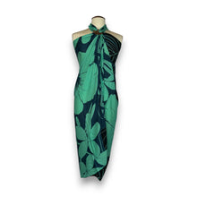Load image into Gallery viewer, Sarong / pareo - Beachwear wrap skirt - Turquoise big flower
