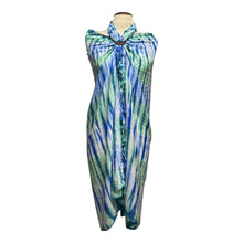 Charger l'image dans la galerie, Sarong / pareo - Beachwear wrap skirt - Green / blue tie dye
