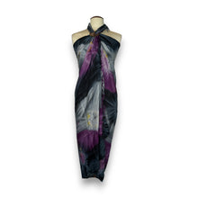 Lade das Bild in den Galerie-Viewer, Sarong / Pareo - Strandbekleidungs-Wickelrock - Batik Grau
