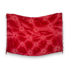 Lade das Bild in den Galerie-Viewer, Sarong / Pareo - Strandbekleidungs-Wickelrock - Batik Rot
