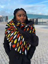Charger l&#39;image dans la galerie, African print Winter scarf for Adults Unisex - Black / red sunburst
