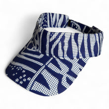 Charger l&#39;image dans la galerie, Casquette visière solaire en tissu africain - Bleu Ndop Cameroun
