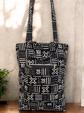 Charger l&#39;image dans la galerie, Shopper bag with African print - Black White X Bogolan - Reusable Cotton Tote Bag
