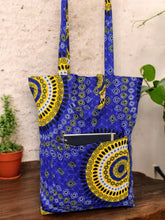 Afbeelding in Gallery-weergave laden, Shopper bag with African print - Blue Dotted Patterns - Reusable Cotton Tote Bag
