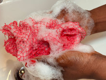 Load image into Gallery viewer, African net sponge / African exfoliating net / Sapo sponge - Burgundy red
