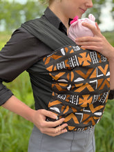 Load image into Gallery viewer, African Print Baby Carrier / Baby sling / baby wrap - Brown mud cloth / bogolan
