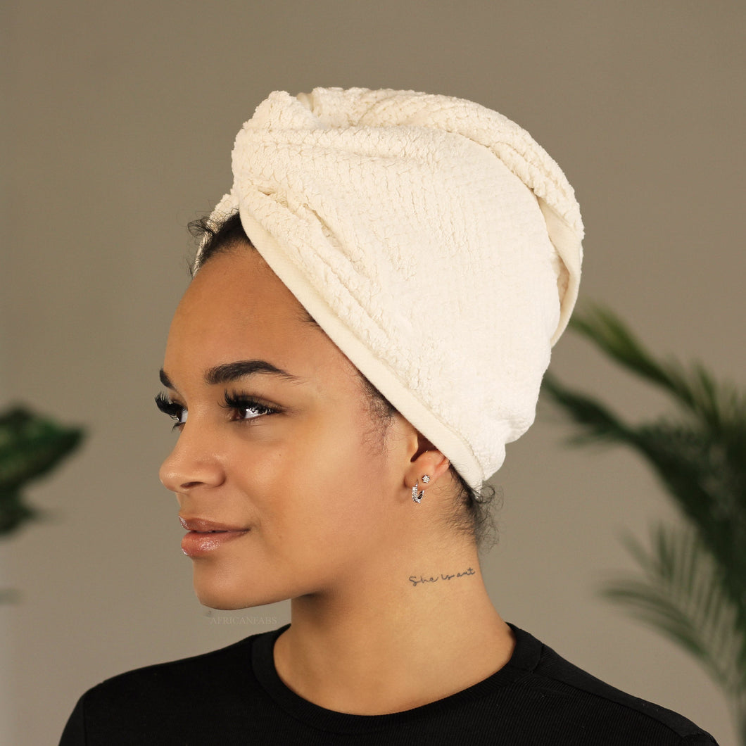 Microvezel haarhanddoek - hoofddoek voor steil en krullend haar - gebroken wit