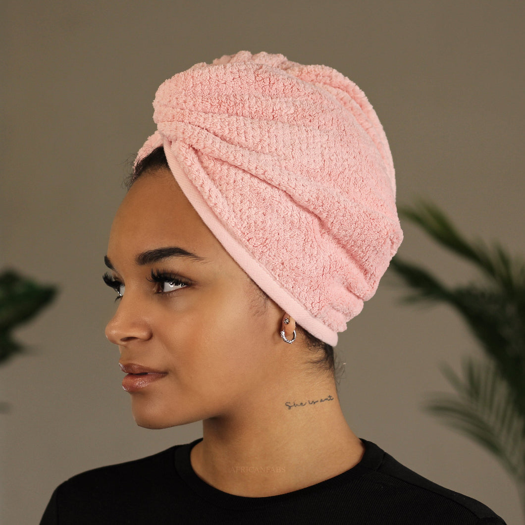 Microvezel haarhanddoek - hoofddoek voor steil en krullend haar - lichtroze