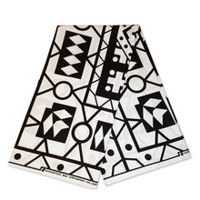 Load image into Gallery viewer, 6 Yards - African BLACK / WHITE SAMAKAKA ANGOLA Wax print fabric / cloth (Traditional Samacaca)
